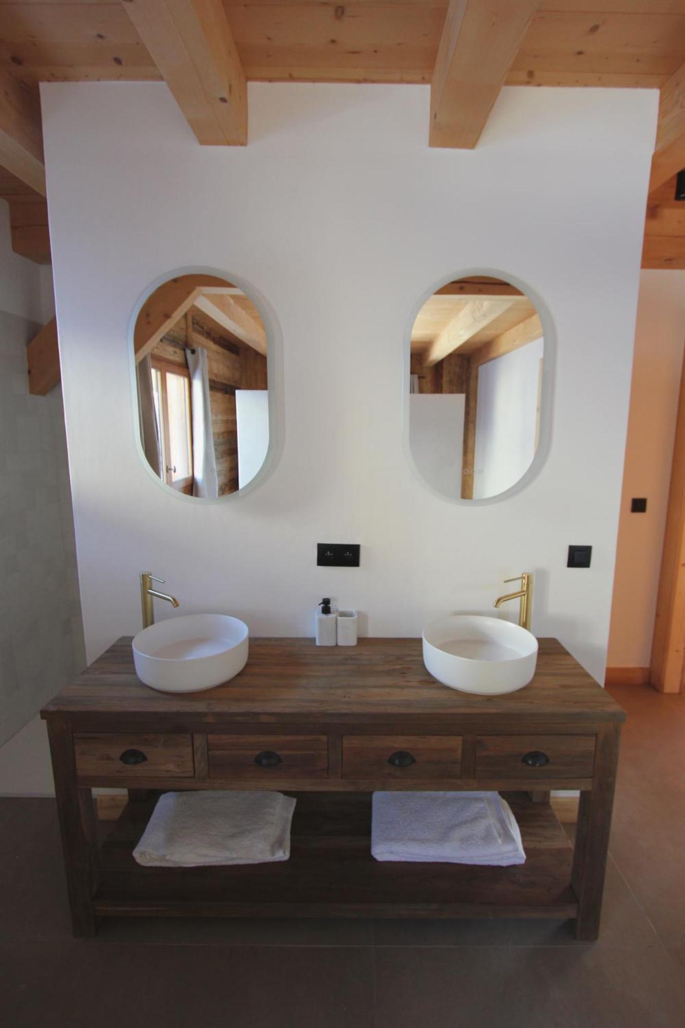 Chez Nonna - Charmant Demi-Chalet A La Montagne Notre-Dame-de-Bellecombe Esterno foto
